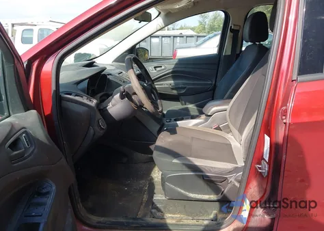 2014 Ford Escape S из США, поврежденный, VIN 1FMCU0F71EUE07763